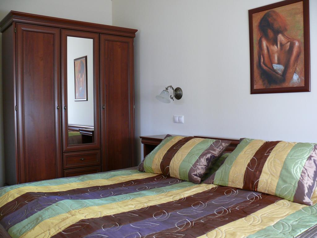 Appartement Szerencsemak Panzio à Kehidakustány Chambre photo